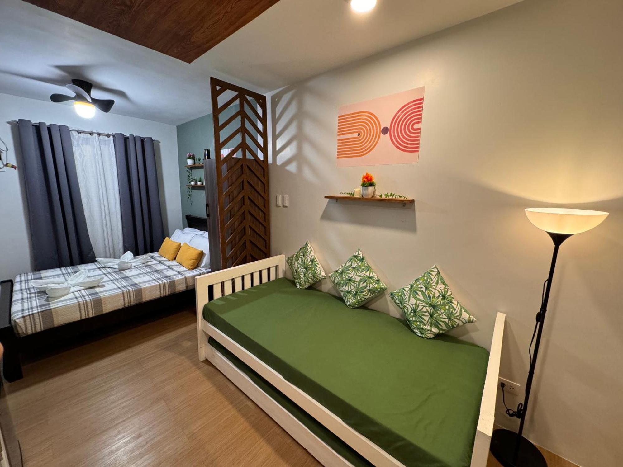Cozyvilla At Pine Suites Tagaytay 2Br Or Studio With Free Parking 2Br In Basement Parking And Studio In Offsite Parking Tagaytay City Exterior photo