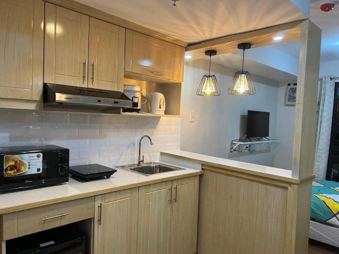 Cozyvilla At Pine Suites Tagaytay 2Br Or Studio With Free Parking 2Br In Basement Parking And Studio In Offsite Parking Tagaytay City Exterior photo